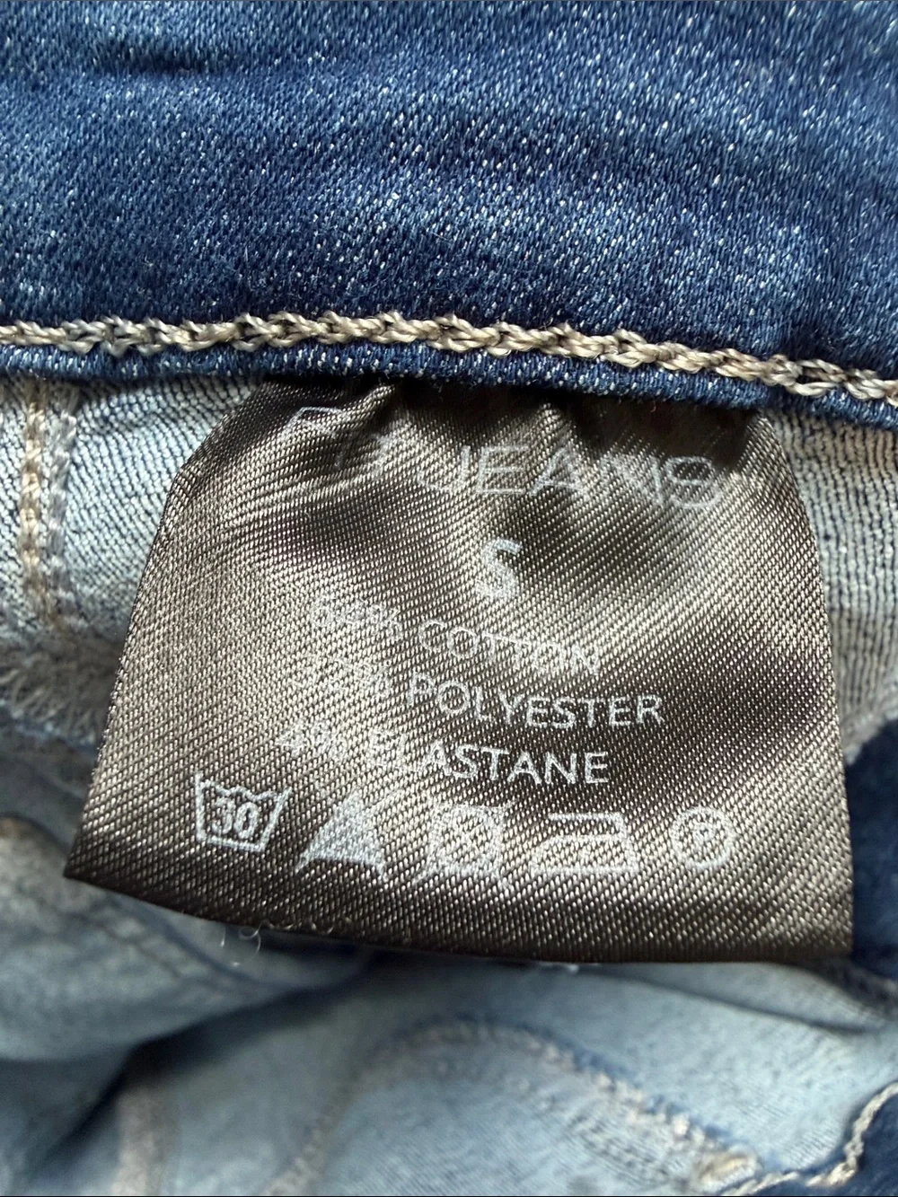 FITJEANS worn once